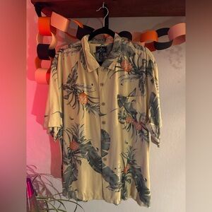 Bermuda Bay Men’s Tropical Resort Wear Short Sleeve Shirt